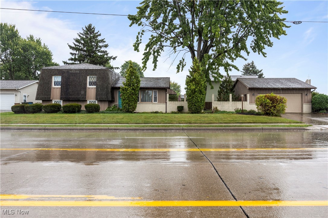 Cooper Foster Park Rd, Amherst, OH 44001