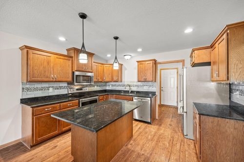 337 2nd St Nw, Mayer, MN, 55360-2101 | Card Image