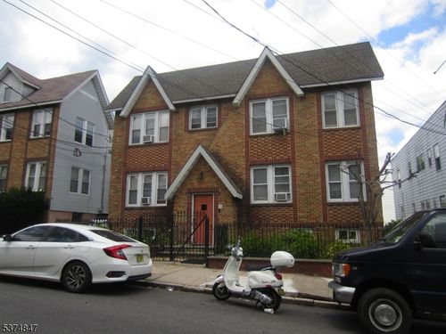 185 Ivy St, Newark, NJ, 07106-2829 | Card Image