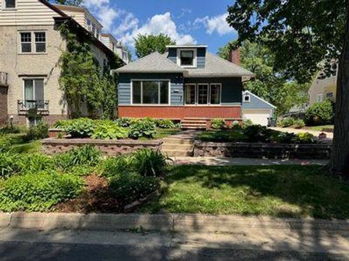 837 1st St Nw, Rochester, MN, 55901-6266 | Card Image