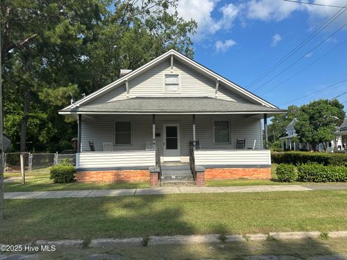 601 N Independence St, Kinston, NC, 28501-4418 | Card Image