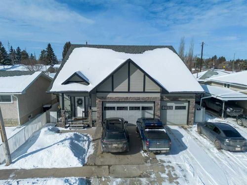 aandampb-5224 Lawton Ave, Blackfalds, AB, T0M0B8 | Card Image