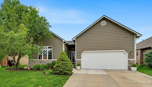 2206 Pheasant Ln, Salina, KS, 67401-1324 | Card Image