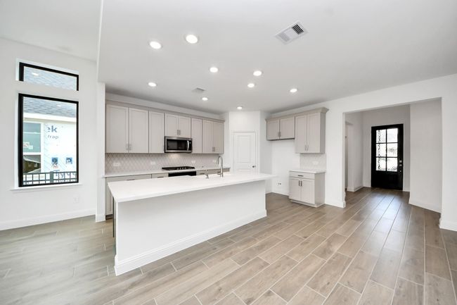 14647 Cedar Elm Ct, House attached with 3 bedrooms, 3 bathrooms and null parking in Willis TX | Image 18
