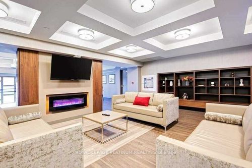 303-150 Main St W, Hamilton, ON, L8P1H8 | Card Image