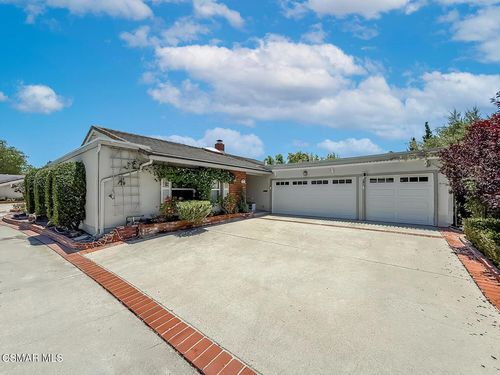 1064 Barrow Ct, Westlake Village, CA, 91361-1801 | Card Image