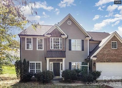 1212 Oakdale Commons Ct, Charlotte, NC, 28216-5811 | Card Image