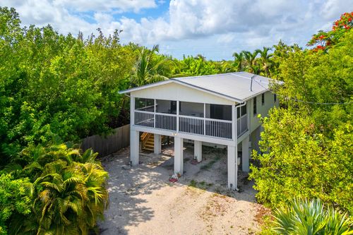 29951 Pine Channel Rd, Big Pine Key, FL, 33043-3346 | Card Image
