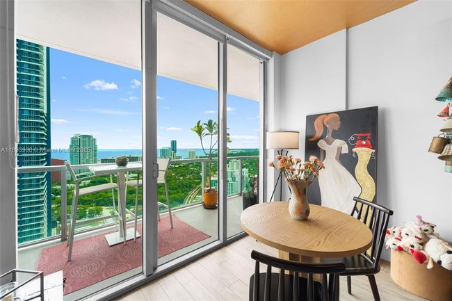 PH-3904S - 79 Sw 12 Th St, Condo with 2 bedrooms, 2 bathrooms and null parking in Miami FL | Image 4
