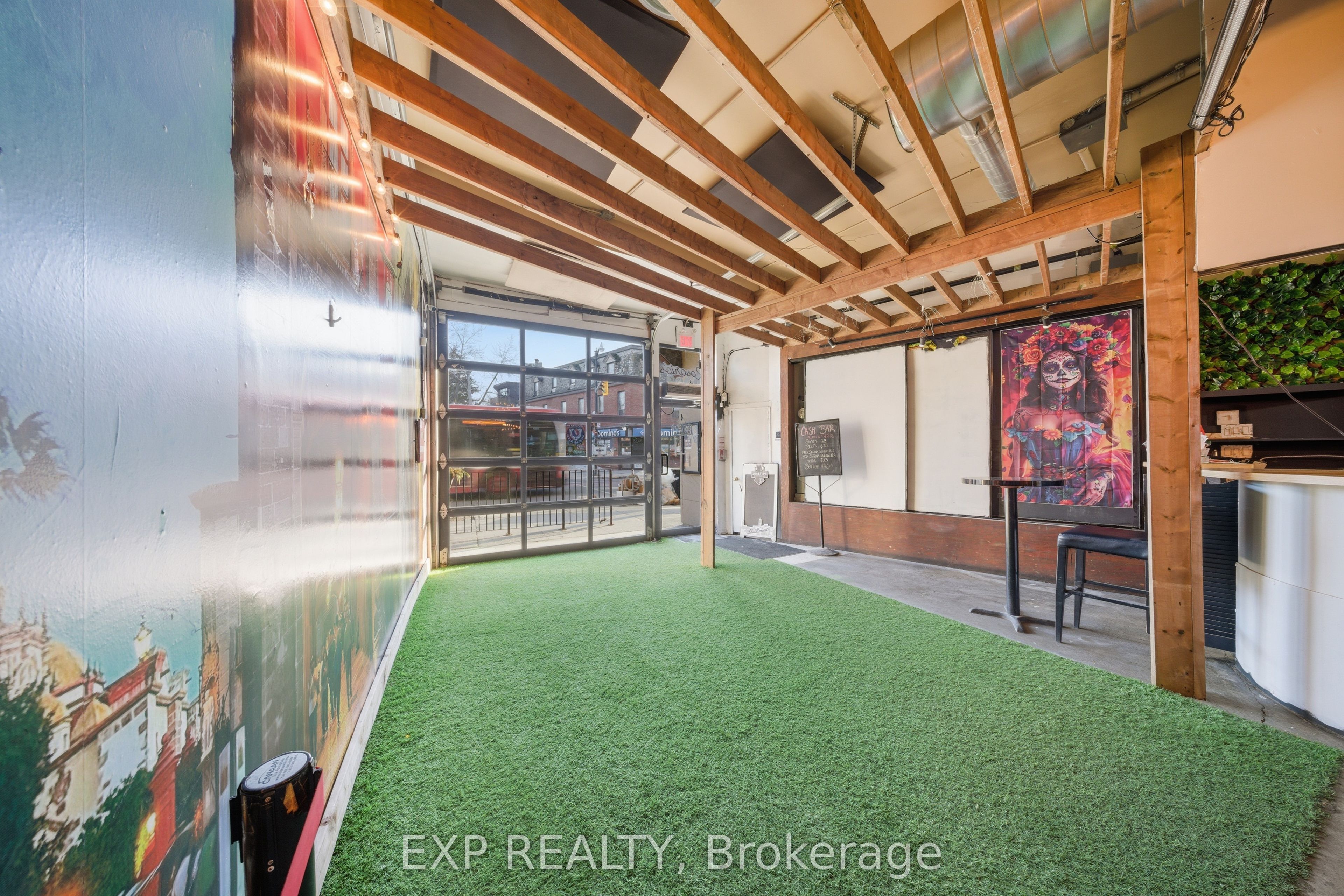 Commercial Sale in Toronto W02 5