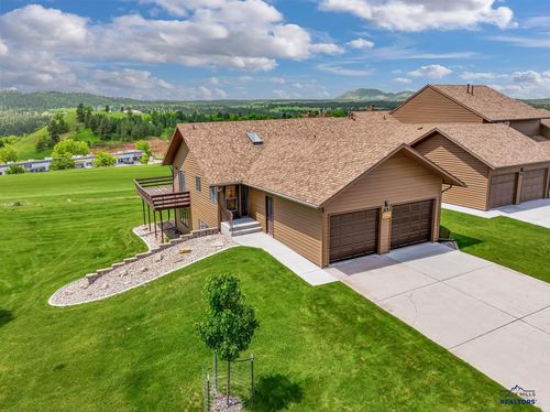 955 Country Club Dr, Spearfish, SD, 57783-3102 | Card Image