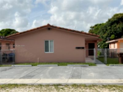 626 W 17th St, Home with 0 bedrooms, 0 bathrooms and 4 parking in Hialeah FL | Image 1