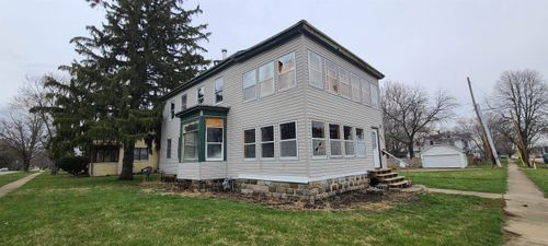 421 7th Ave, ROCHELLE, IL, 61068-1654 | Card Image