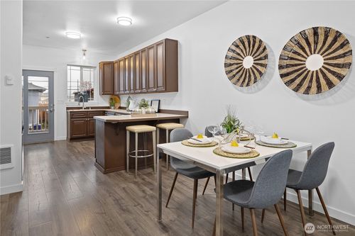 unit-c-5621 S Lawrence St, Tacoma, WA, 98409-5324 | Card Image