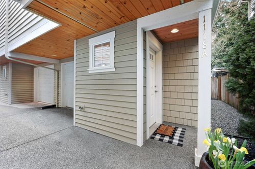 a-1118 Nw 56th St, Seattle, WA, 98107-3717 | Card Image