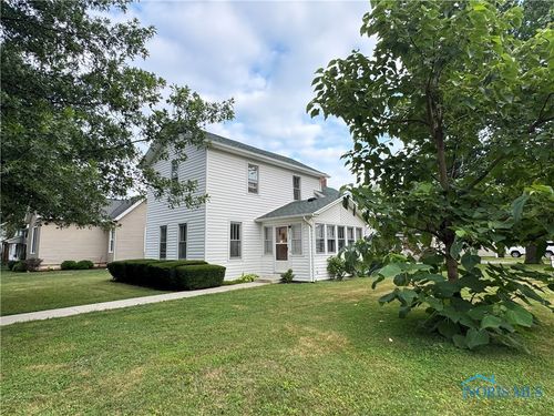 219 Bond St, Pemberville, OH, 43450-7009 | Card Image