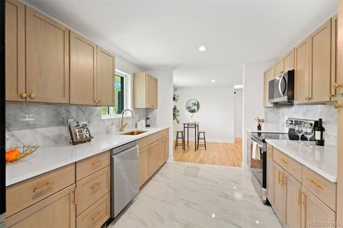 6695 S Ogden St, Centennial, CO, 80121-2562 | Card Image