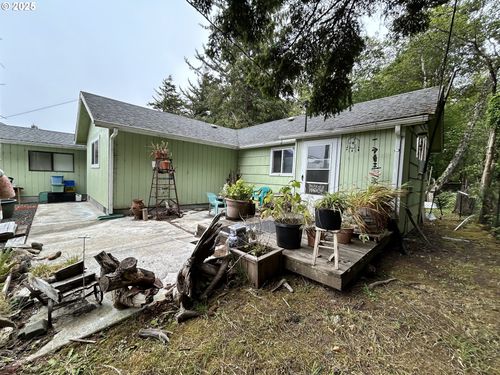 92778 Cape Arago Hwy, Coos Bay, OR, 97420-6705 | Card Image