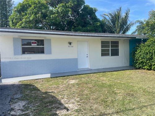 7023 Sw 19th St, North Lauderdale, FL, 33068-4818 | Card Image