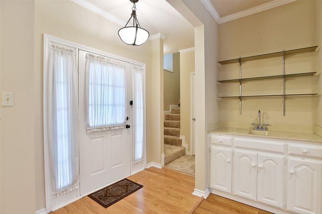 148 Cobblestone Row, House other with 3 bedrooms, 3 bathrooms and null parking in Denton TX | Image 6