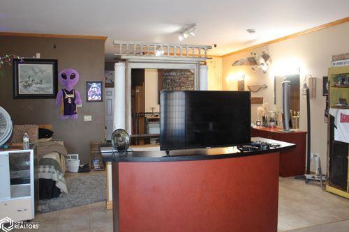 113 E Main St, Klemme, IA, 50449-9048 | Card Image