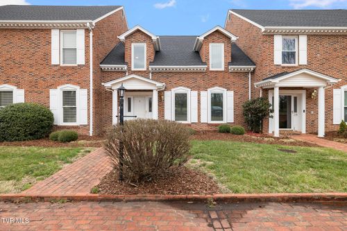 40-112 Barberry Rd, Johnson City, TN, 37604-3898 | Card Image