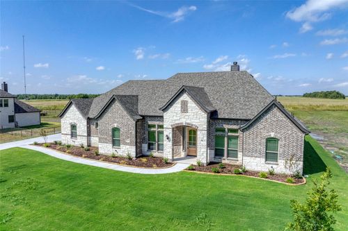 8687 County Road 502, Blue Ridge, TX, 75424-3931 | Card Image