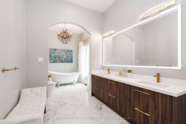 35 Cachet Pky, House other with 5 bedrooms, 6 bathrooms and 10 parking in Markham ON | Image 31