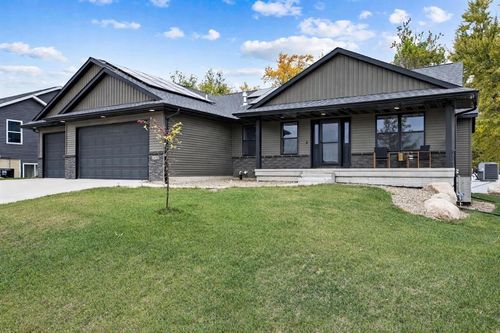 1698 Foxborough Dr, Marion, IA, 52302-1225 | Card Image