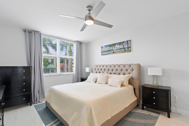 APT-217 - 802 W Windward Way, Condo with 3 bedrooms, 2 bathrooms and null parking in Lantana FL | Image 12