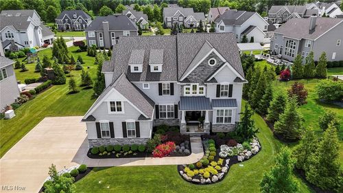 32577 Muirfield Dr, Avon Lake, OH, 44012-3344 | Card Image