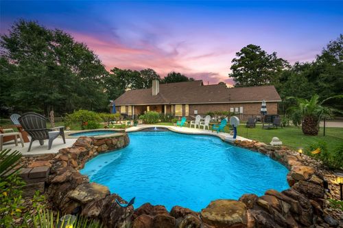 25467 Brooks Rd, Waller, TX, 77484-6043 | Card Image