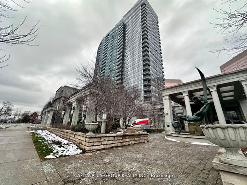 915-25 Greenview Ave, North York, ON, M2M0A5 | Card Image