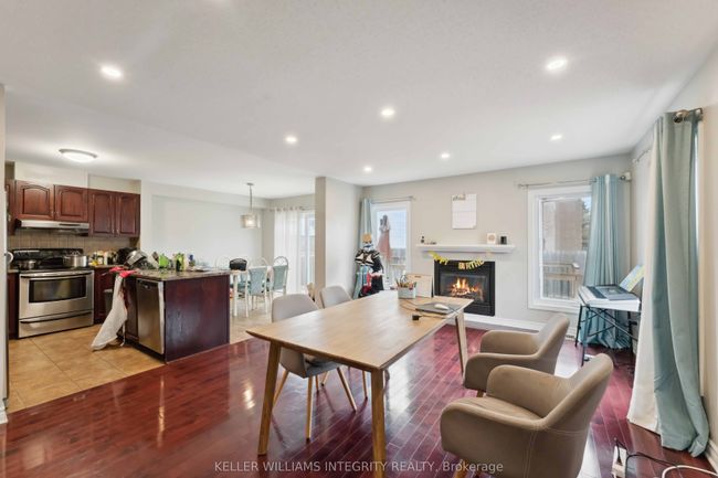 111 Tacom Cir, House attached with 3 bedrooms, 3 bathrooms and 1 parking in Nepean ON | Image 5