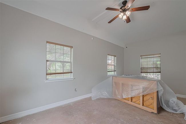 Pool house has plenty of room for multiple possibilities. | Image 32