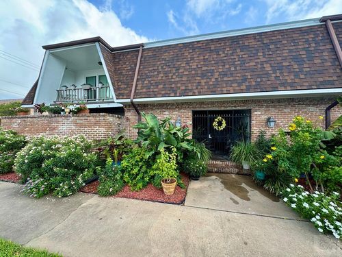 a2-1726 Broadway St, Galveston, TX, 77550-4947 | Card Image