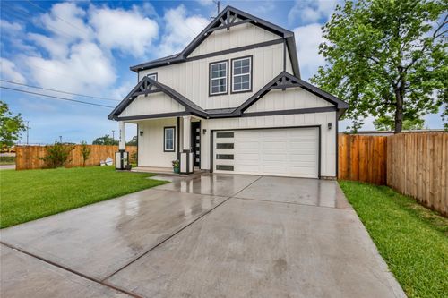 3168 Golfcrest Blvd, Houston, TX, 77087-2301 | Card Image