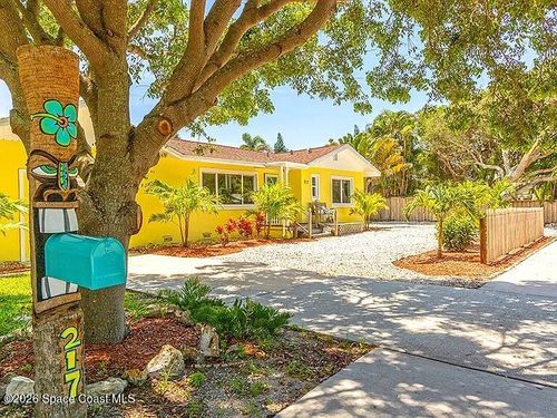 217 S Orlando Ave, COCOA BEACH, FL, 32931-2725 | Card Image