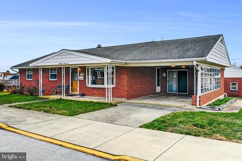 1826 Orange St, YORK, PA, 17404-5226 | Card Image