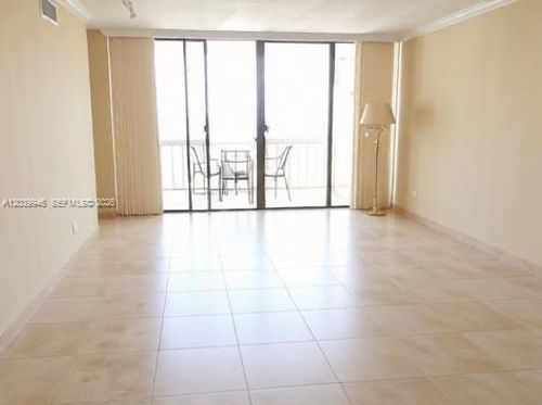0-20281 E Country Club Dr, Aventura, FL, 33180 | Card Image