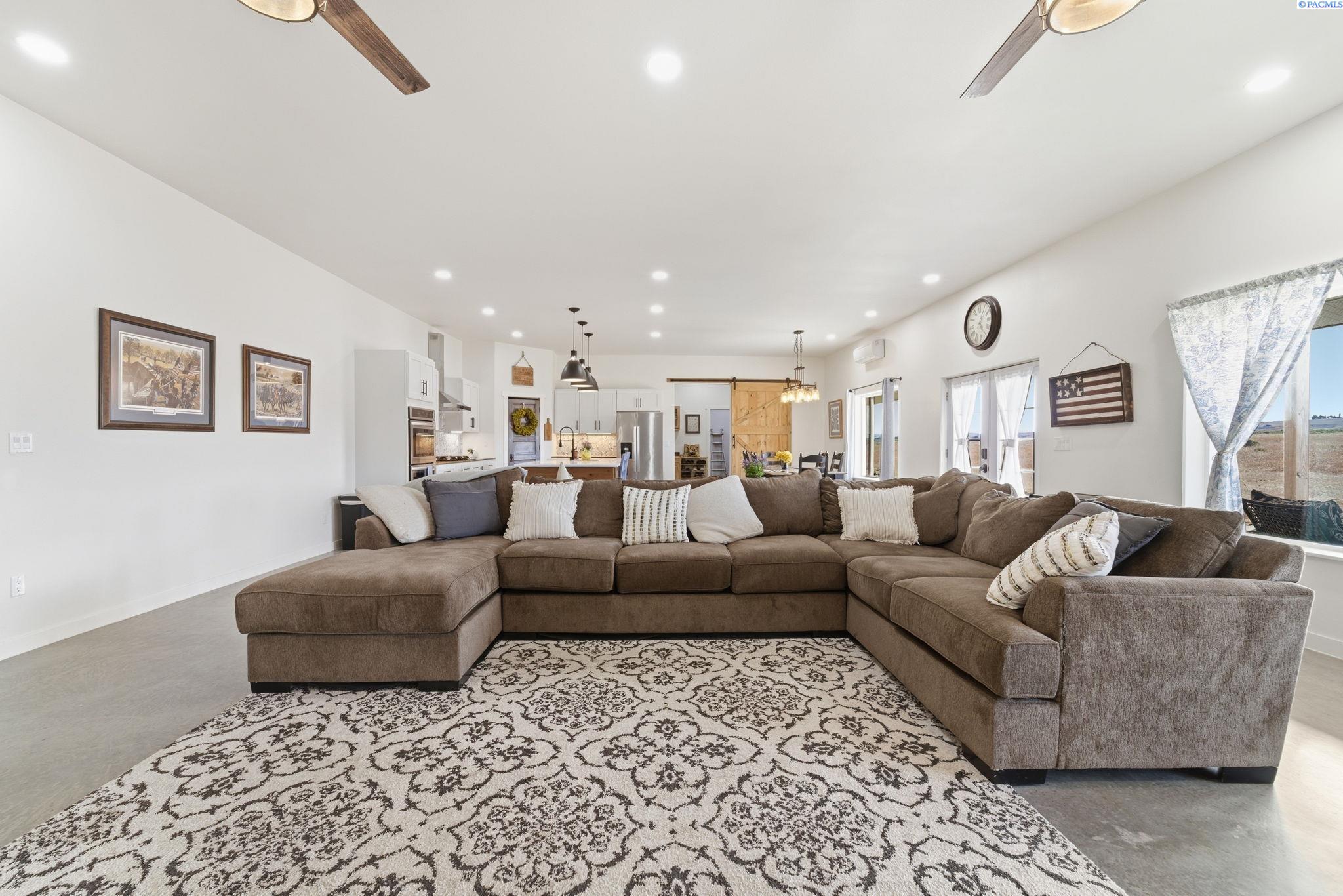 Residential in Benton City 4