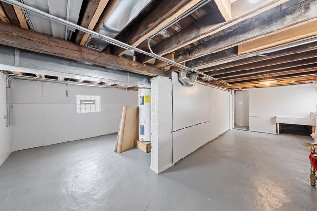 7546 W 61 St St, House other with 3 bedrooms, 2 bathrooms and 2 parking in Summit IL | Image 28