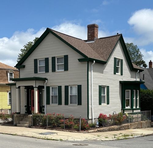 622 County St, New Bedford, MA, 02740-6518 | Card Image