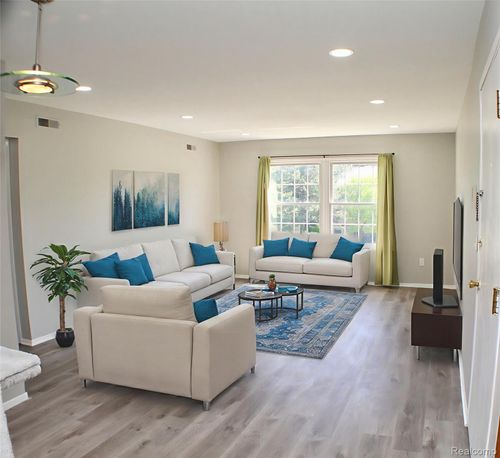 apt-f-832 Bloomfield Village Blvd, Auburn Hills, MI, 48326-3566 | Card Image