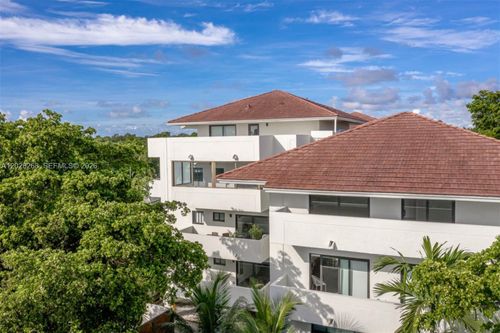 305-800 S Dixie Hwy, Coral Gables, FL, 33146-2661 | Card Image