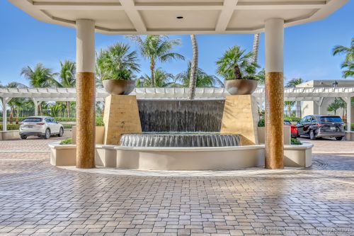 2003b-2700 N Ocean Dr, Riviera Beach, FL, 33404-4733 | Card Image