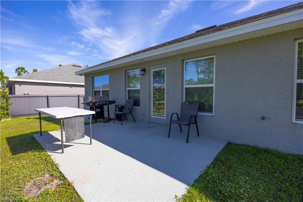 Residential in LEHIGH ACRES 2