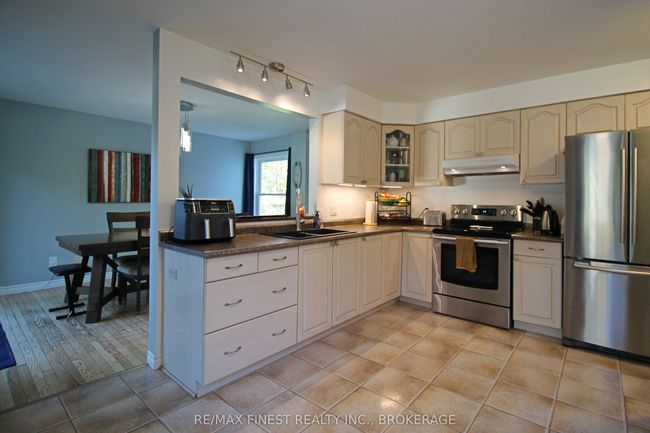 734 Short Point Rd, House other with 3 bedrooms, 3 bathrooms and 8 parking in Lyndhurst ON | Image 17