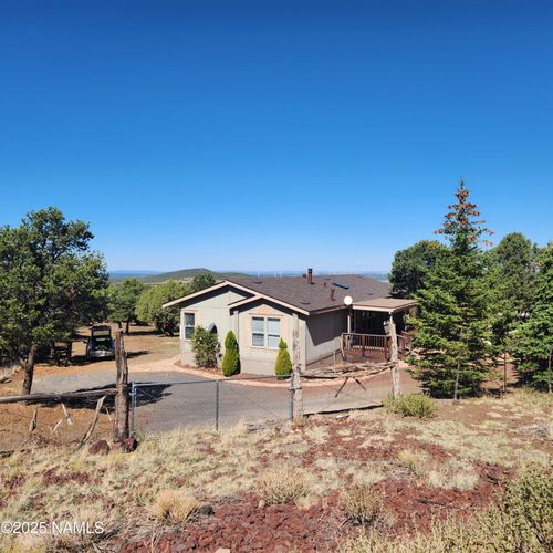 7330 N Wild Horse Dr, Williams, AZ, 86046-7802 | Card Image