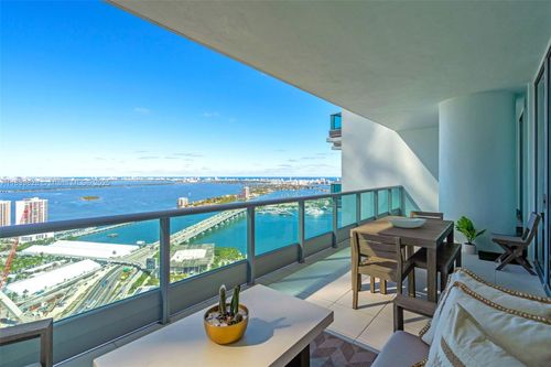 apt-5208-900 Biscayne Blvd, Miami, FL, 33132-1576 | Card Image